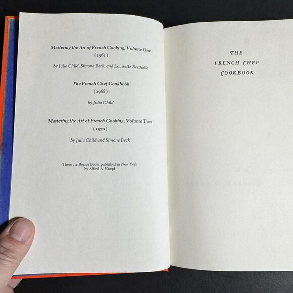 Vintage Julia Child Cook Book, "The French Chef Cookbook" hard cover [Book 208] - Picture 7 of 14